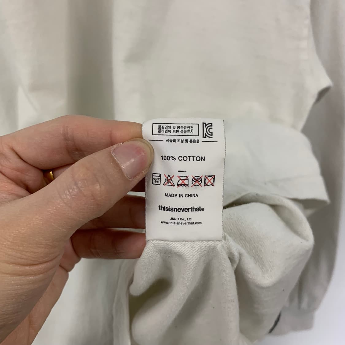 디스이즈네버댓 화이트 스펠아웃 긴팔티 상품이미지6