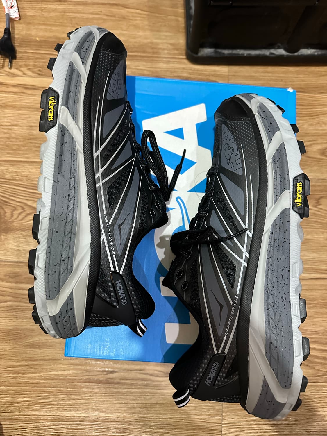 호카 마파테 스피드2 블랙캐슬락 us12 1회착 상품이미지3