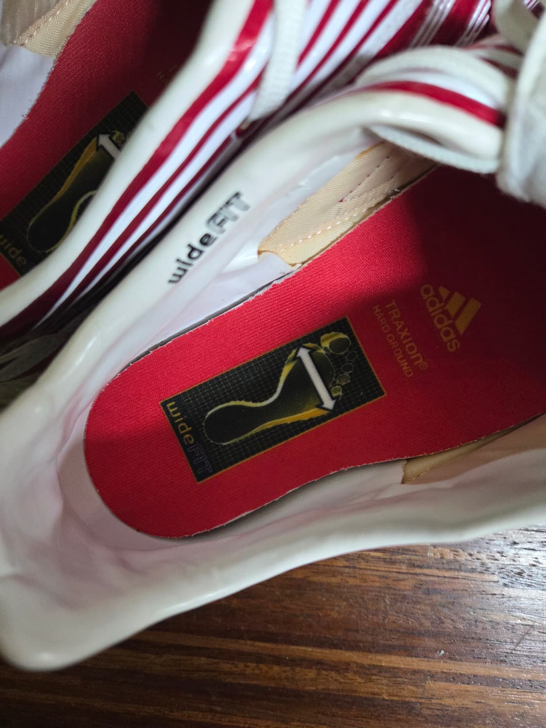 아디다스 프레데터 앱솔루트 축구화 250 상품이미지7