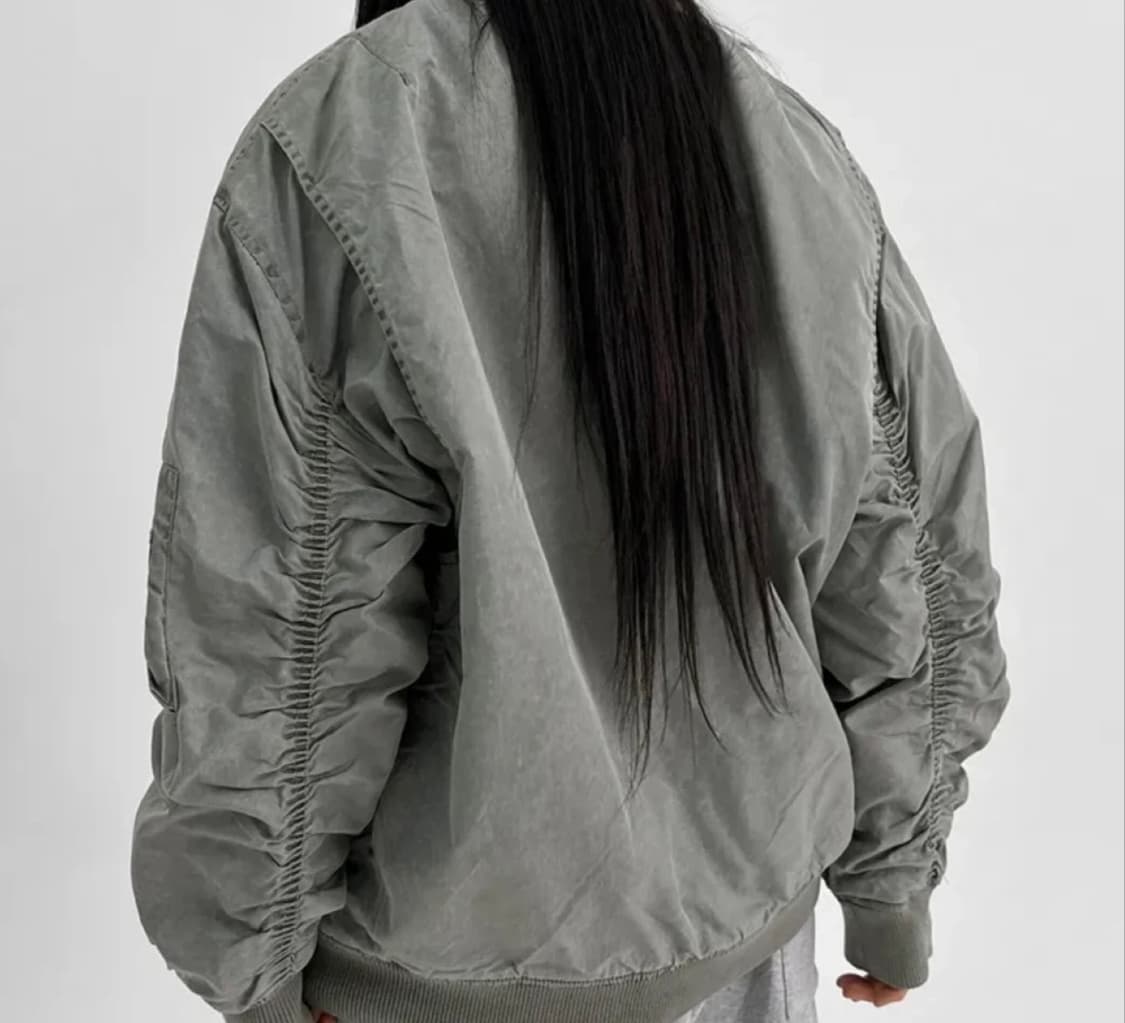 블랙업 킬베르 누빔 항공점퍼 4온스 카키 상품이미지2