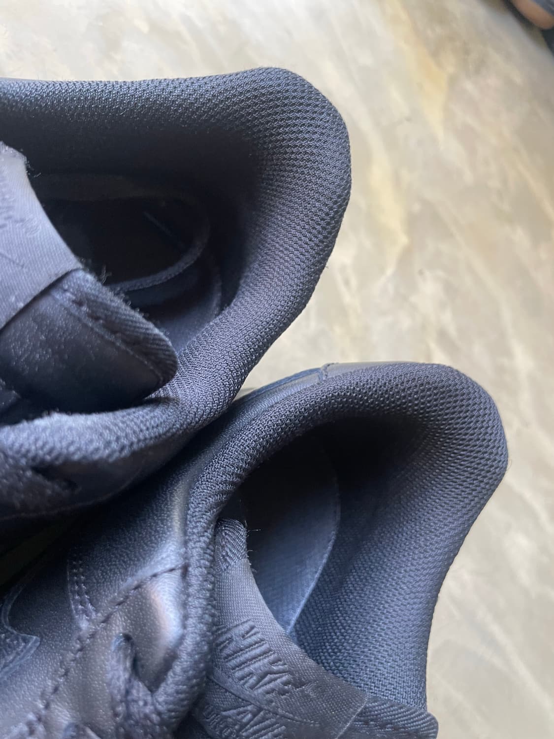 나이키 에어포스 1 블랙 290 상품이미지7