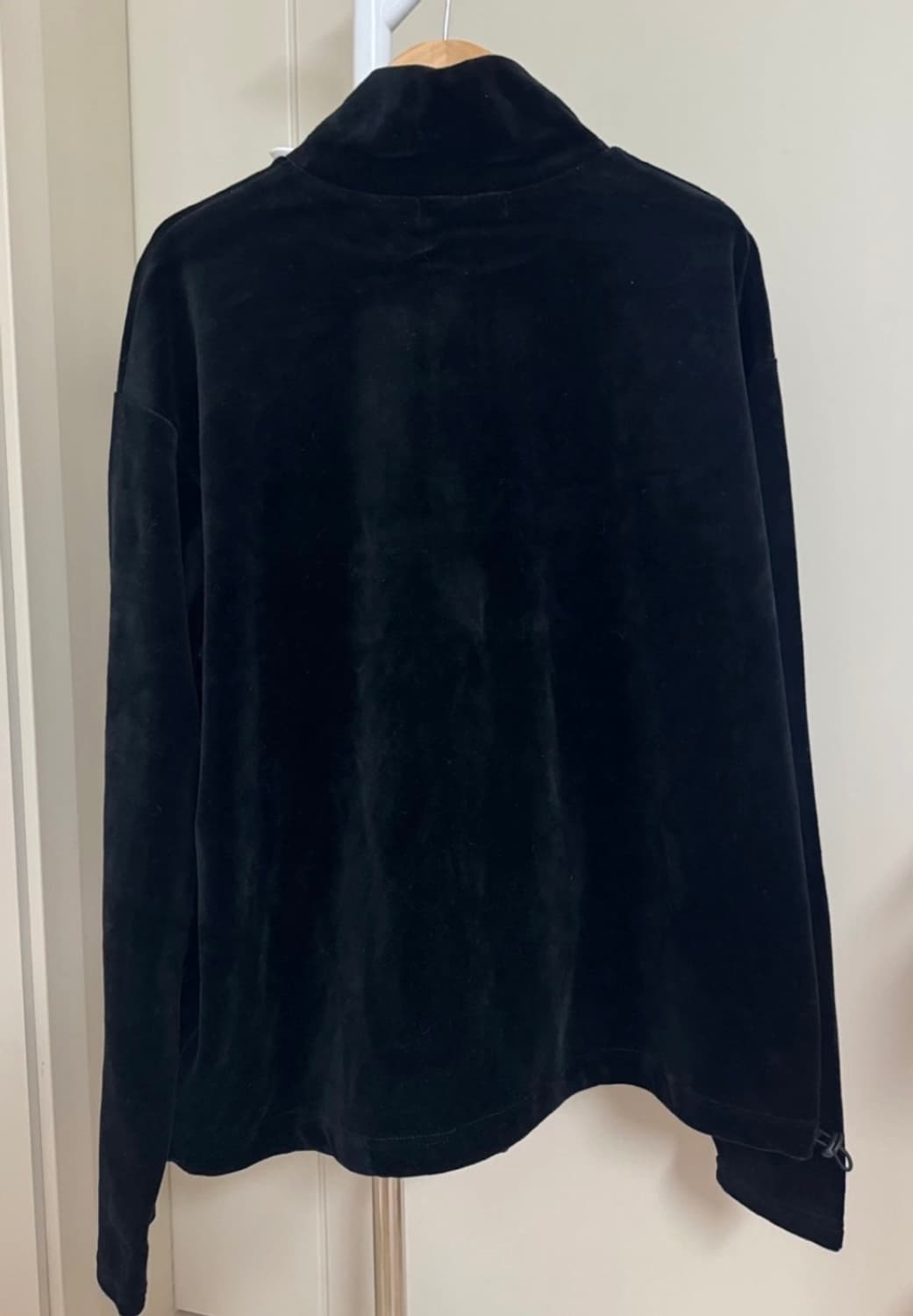 무신사브랜드 SICKOS 벨벳 블랙집업 상품이미지7