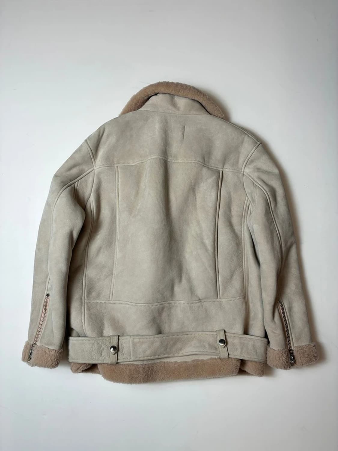 아크네스튜디오 ACNE 벨로시티 양가죽 무스탕 자켓 PN8243 상품이미지6