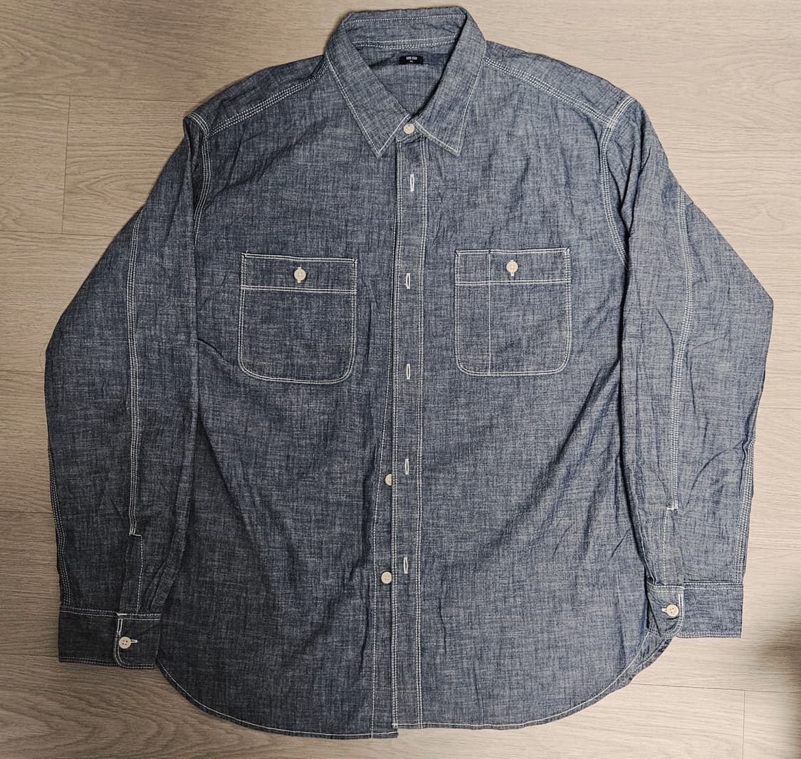 유니클로 샴브레이셔츠 상품이미지1