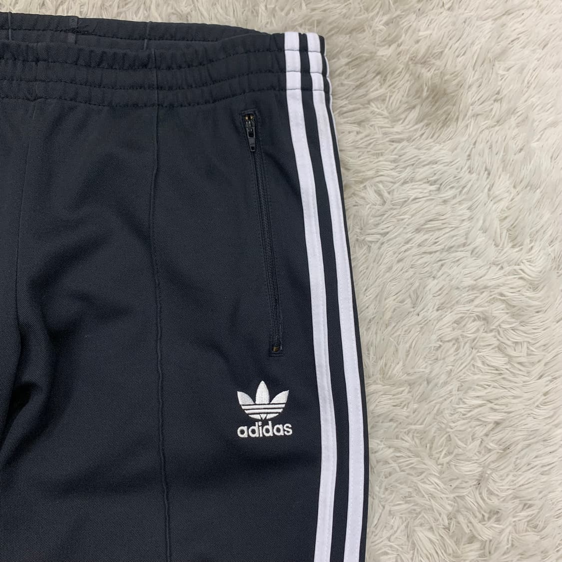아디다스 블랙 유로파 트랙팬츠 XL 상품이미지2