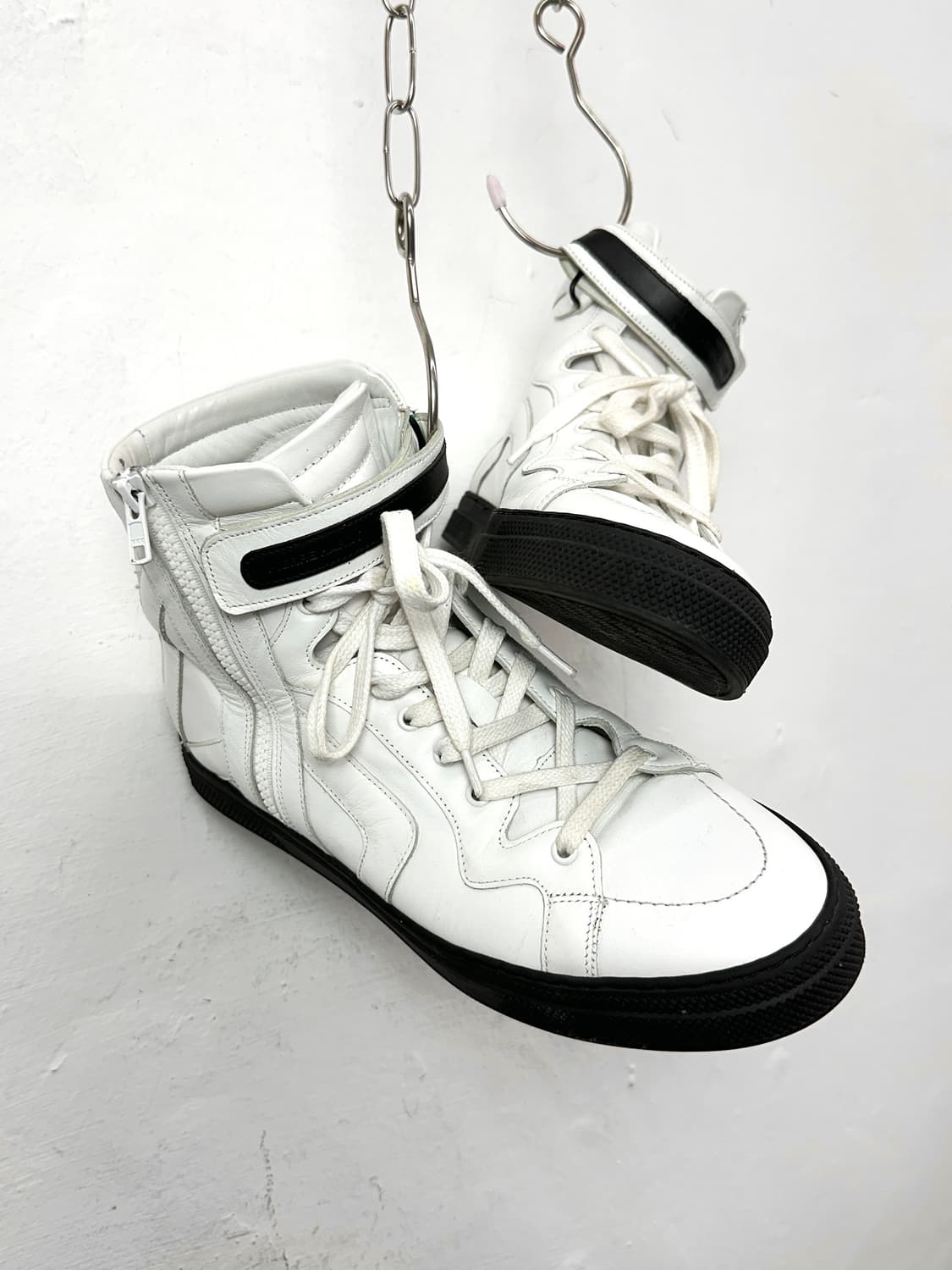 Pierre Hardy Leather High-Top Sneakers 상품이미지1