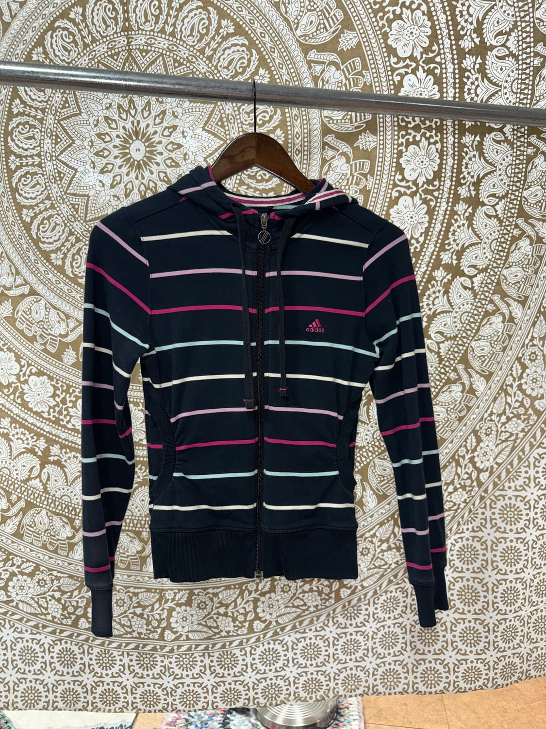 아디다스 여성 스트라이프 후드집업  상품이미지3