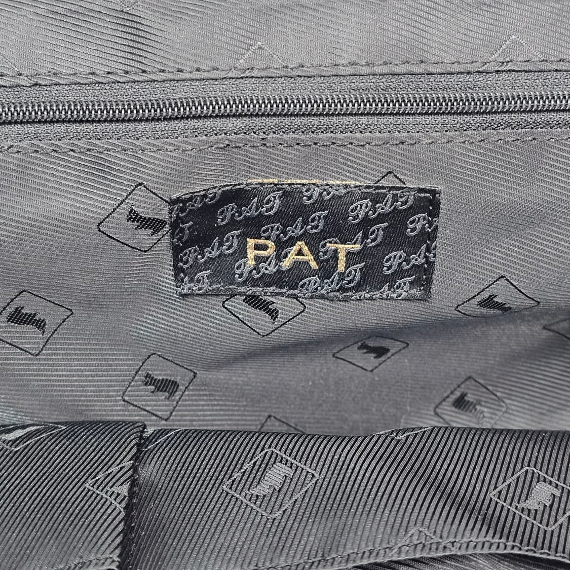 PAT 소가죽 뱀피 숄더백 상품이미지8