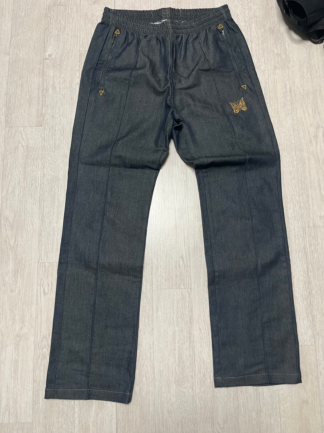 M)니들스 스트레이트 데님 트랙팬츠 상품이미지2