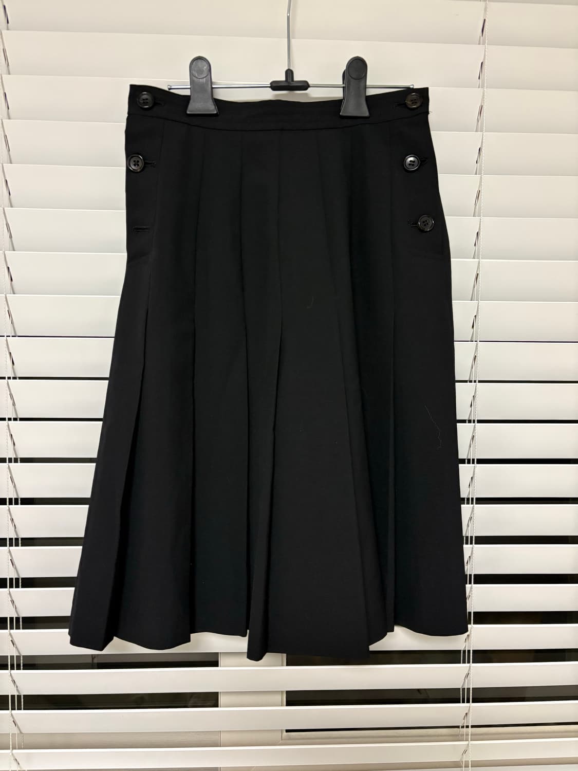 꼼데가르송 플리츠 미디 스커트 상품이미지1