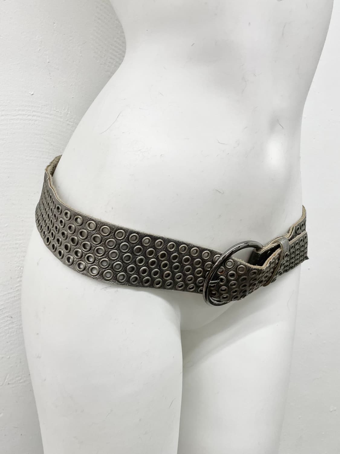 리얼레더 락시크 펀칭 버클 벨트 상품이미지3