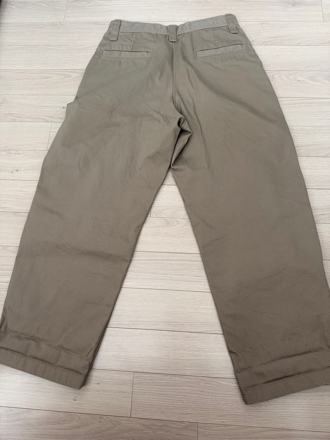 유니클로 u 와이드 치노팬츠 상품이미지2