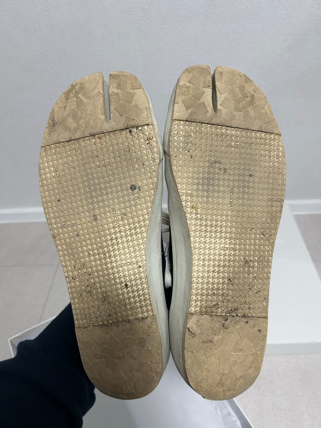 메종 마르지엘라 타비 스니커즈 41 사이즈 상품이미지2