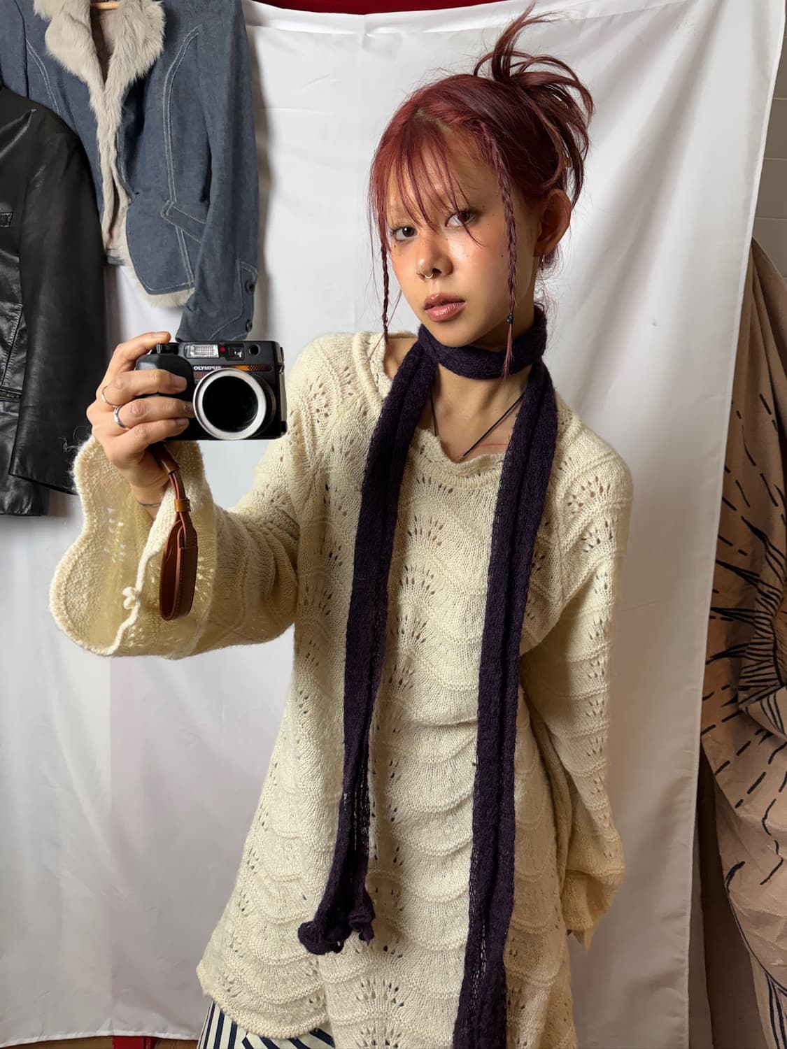 빈티지 웨이브 펀칭 니트 상품이미지4