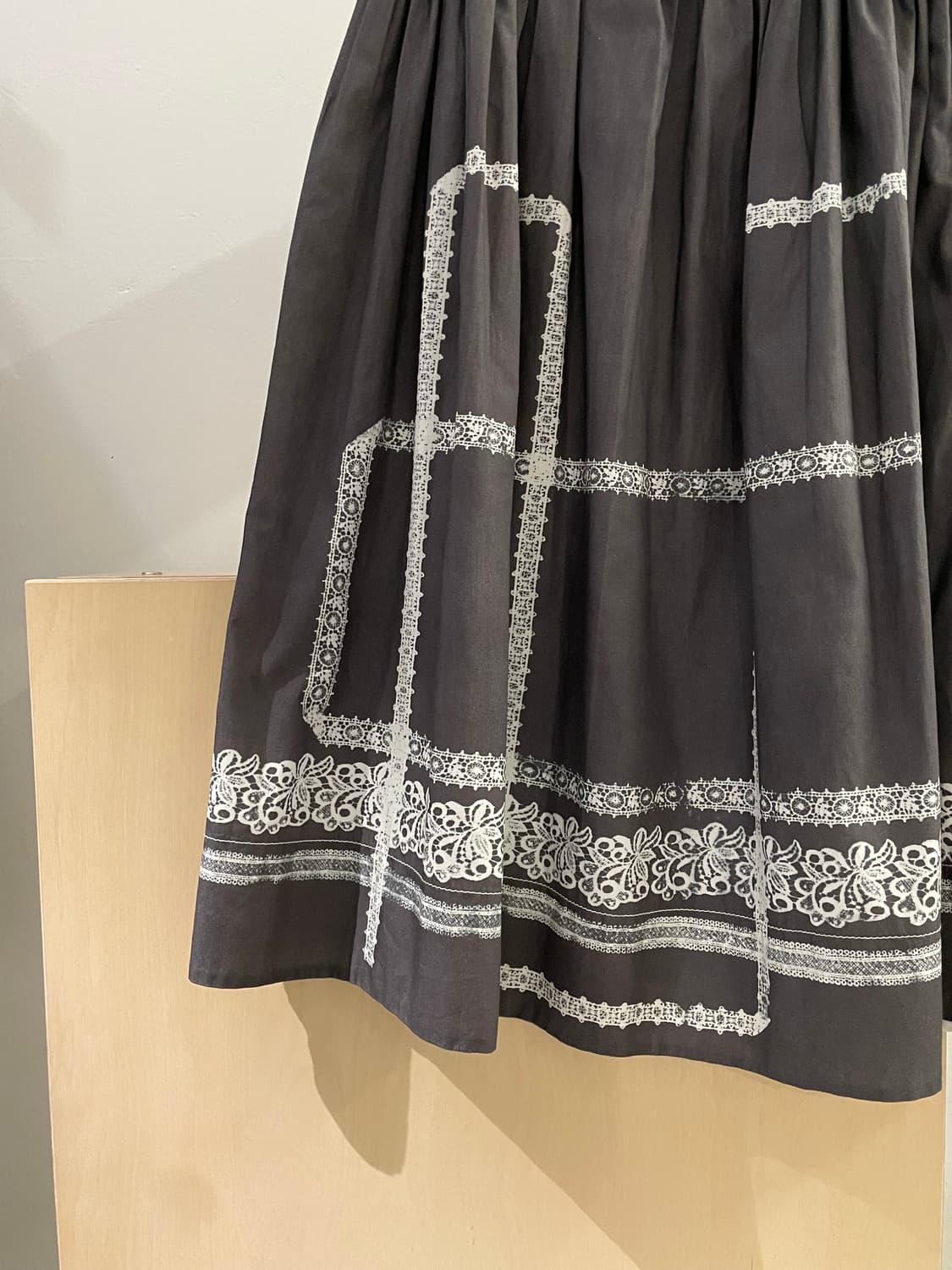 꼼데가르송 트리콧 스커트 상품이미지4