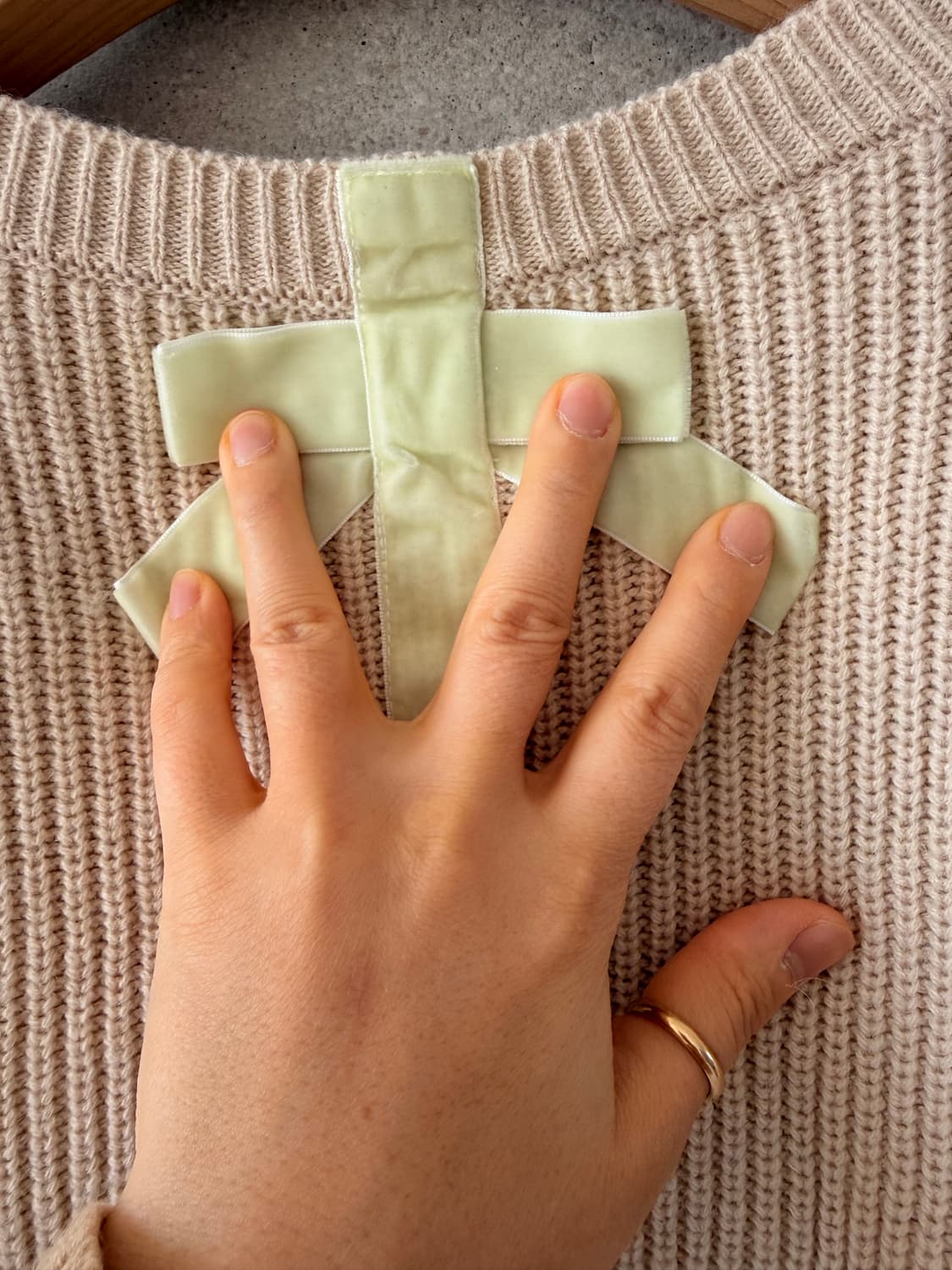 케서린로사 여성 긴팔 니트 울혼방 베이지 상품이미지3