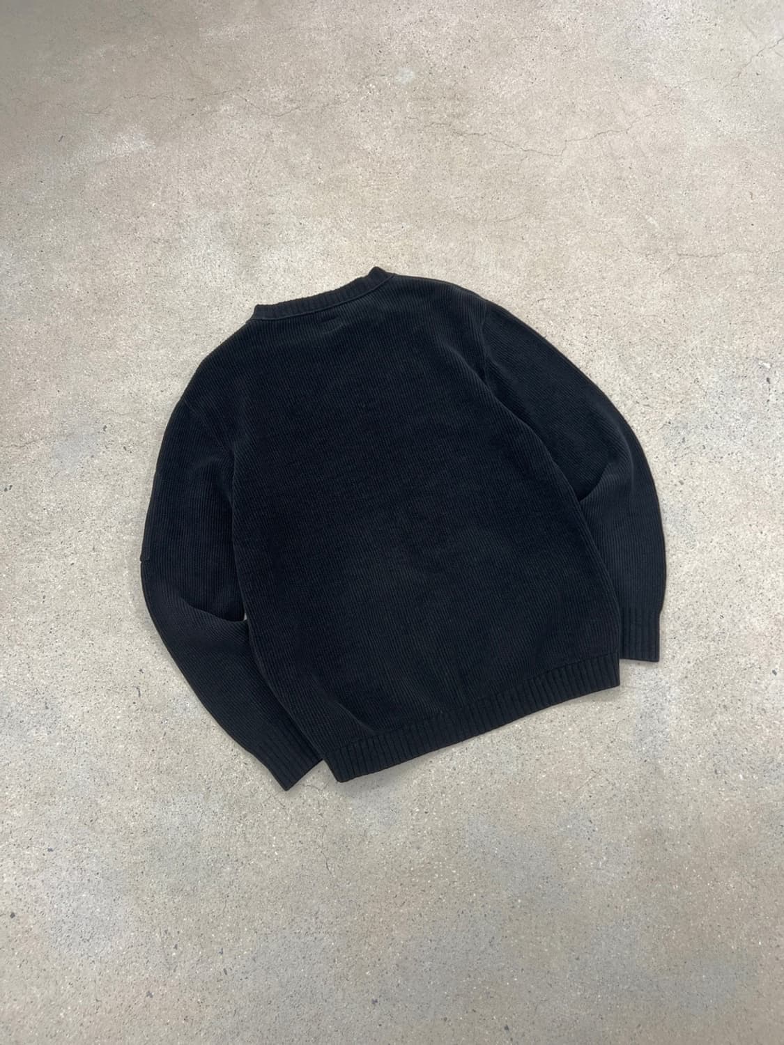 CP컴퍼니 렌즈와펜 블랙 골지 니트 상품이미지3