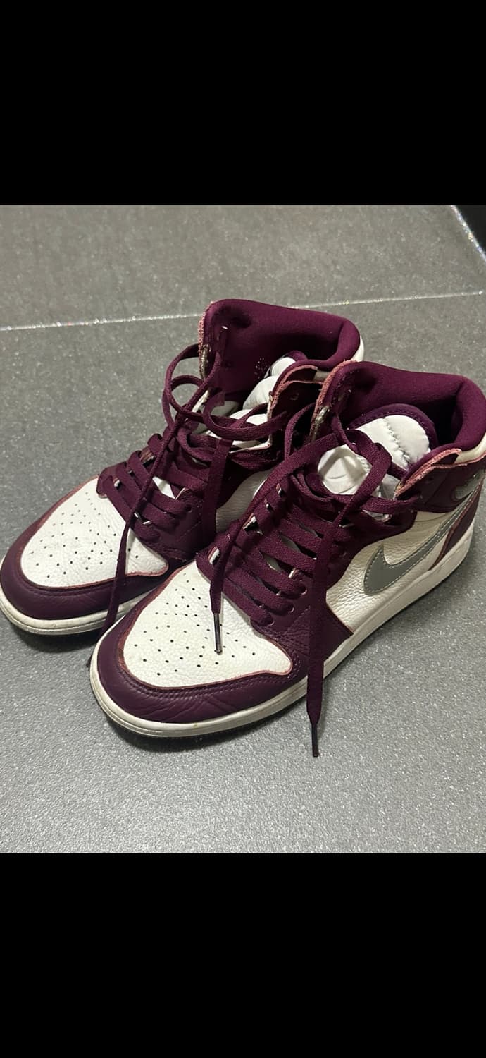 나이키 에어 조던 1 레트로 하이 보르도 GS 250 상품이미지1