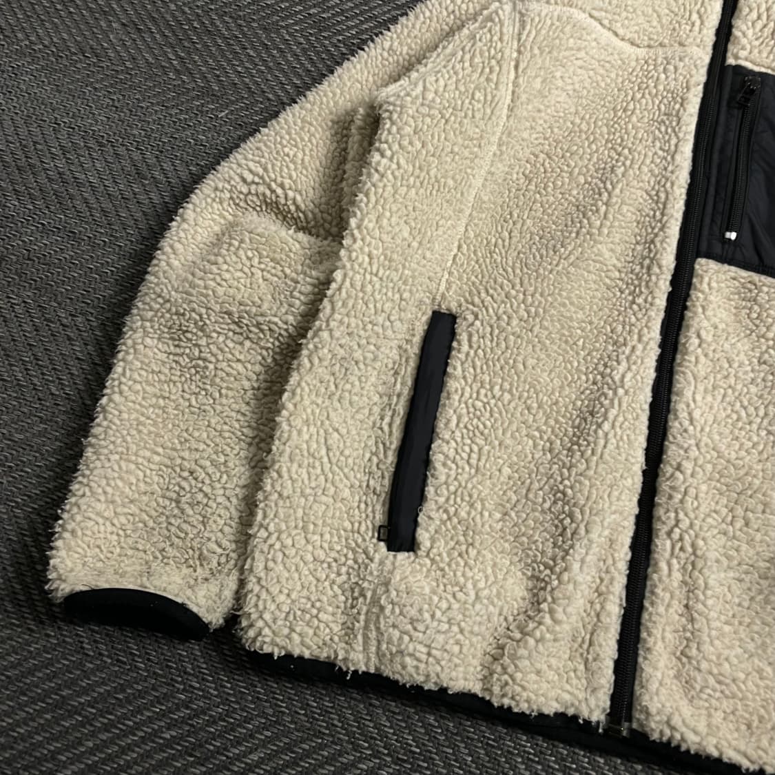 칼하트 WIP 패치 로고 쉐르파 플리스 자켓y 4399 상품이미지3