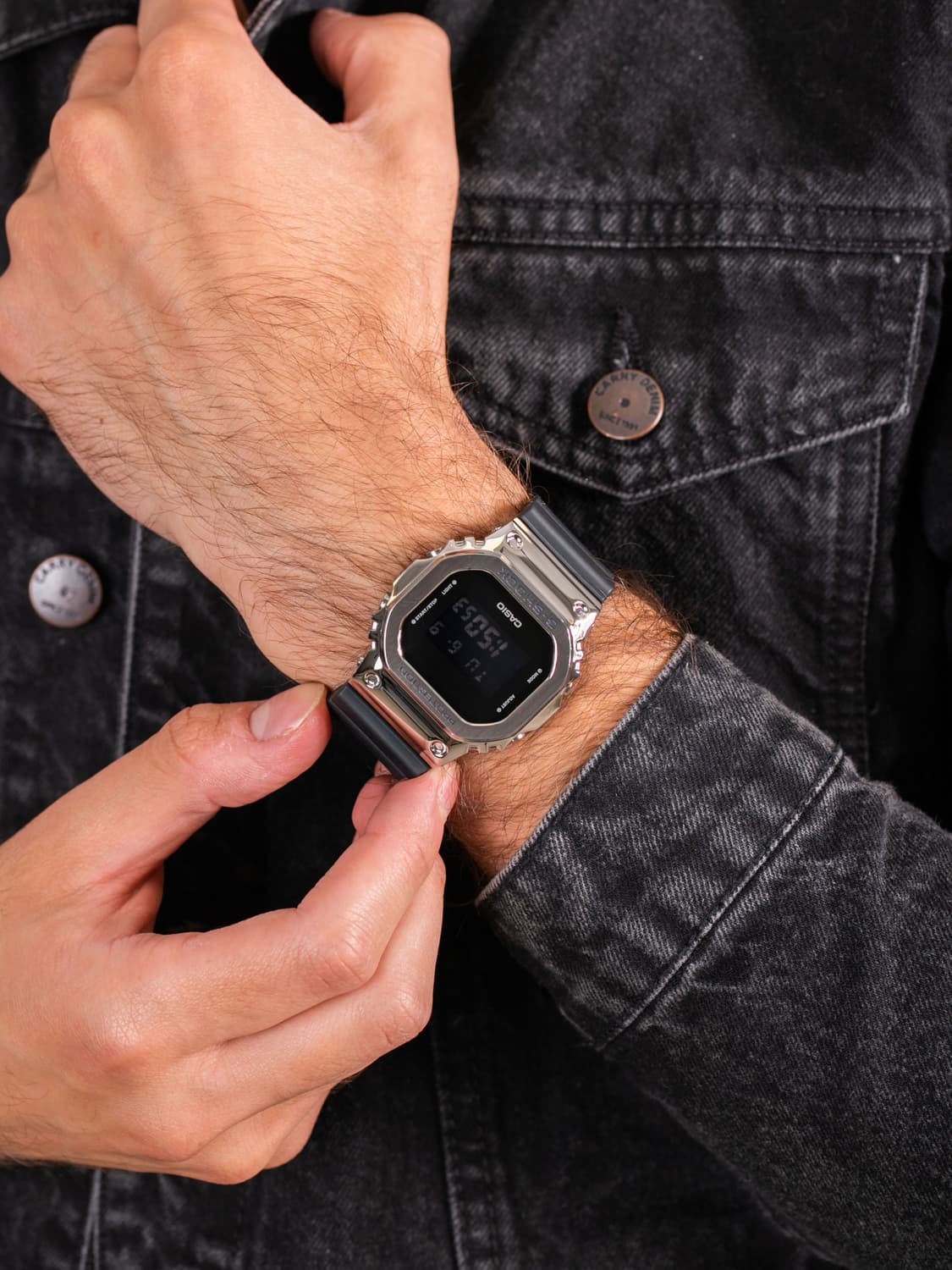 쥐샥GM-5600-1DR 메탈 커버드 시계  AS 아트스쿨 콜라보 상품이미지3