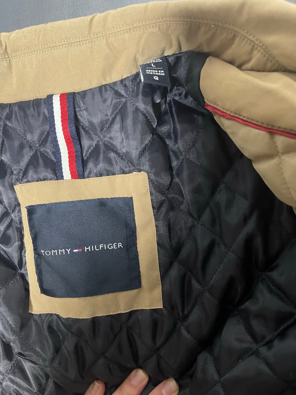 타미힐피거 베이지색 내부 퀼팅 해링턴 자켓 상품이미지2