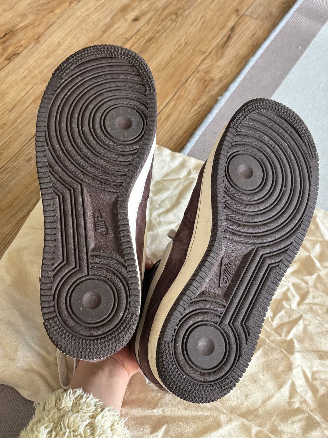 나이키 에어포스1 미드 07 QS 초콜릿 260 상품이미지4