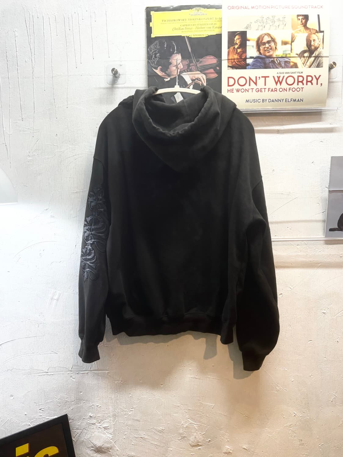 서플라이어(Supplier) 블랙 자수 후드집업 상품이미지5