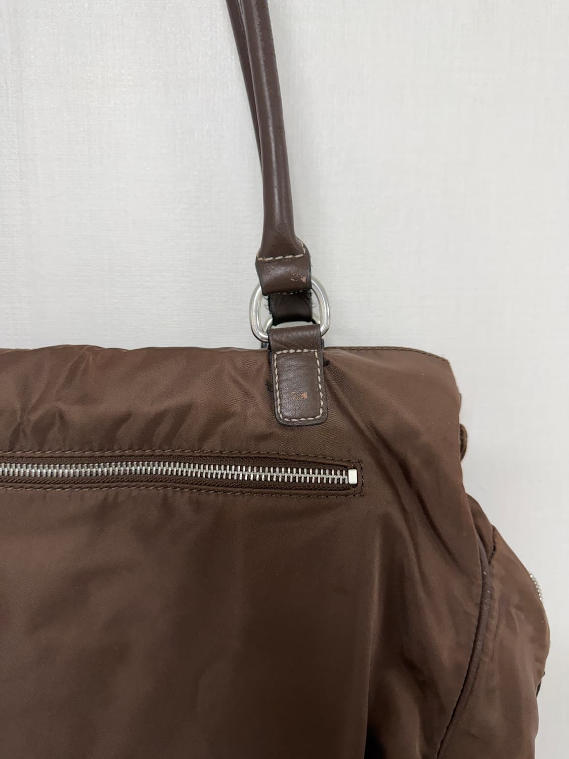 게스 브라운 숄더백 상품이미지5