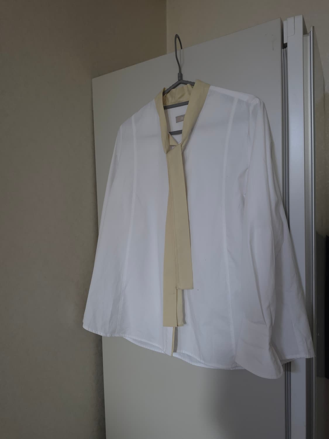 빈폴 화이트 넥타이 블라우스 상품이미지1