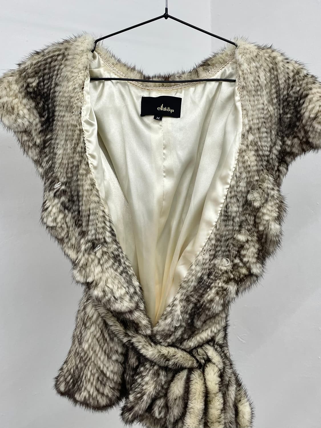 화이트페어리 밍크 프릴 베스트 상품이미지6