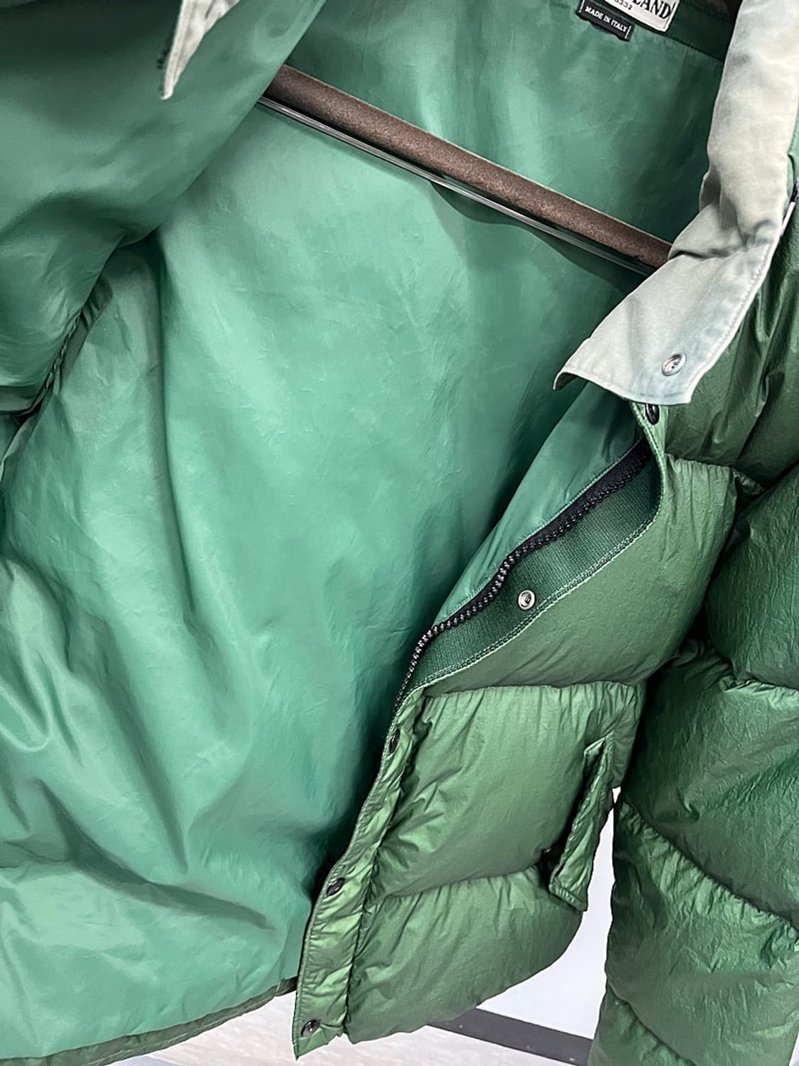 105) 스톤아일랜드 모스그린 나일론 구스패딩  상품이미지7