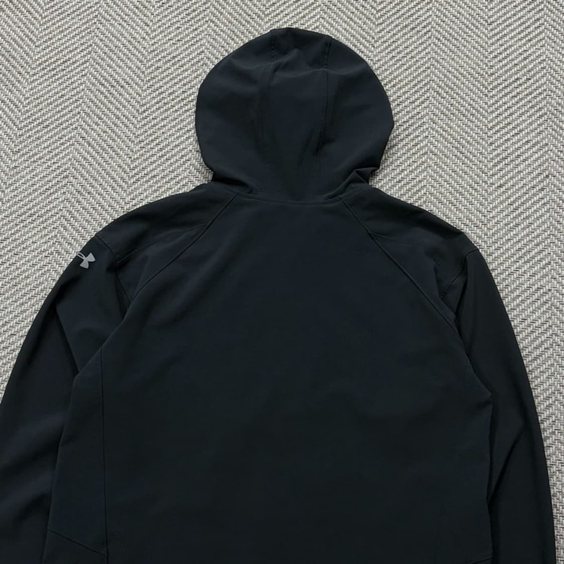 언더아머 베이직 바람막이 v2730 상품이미지4