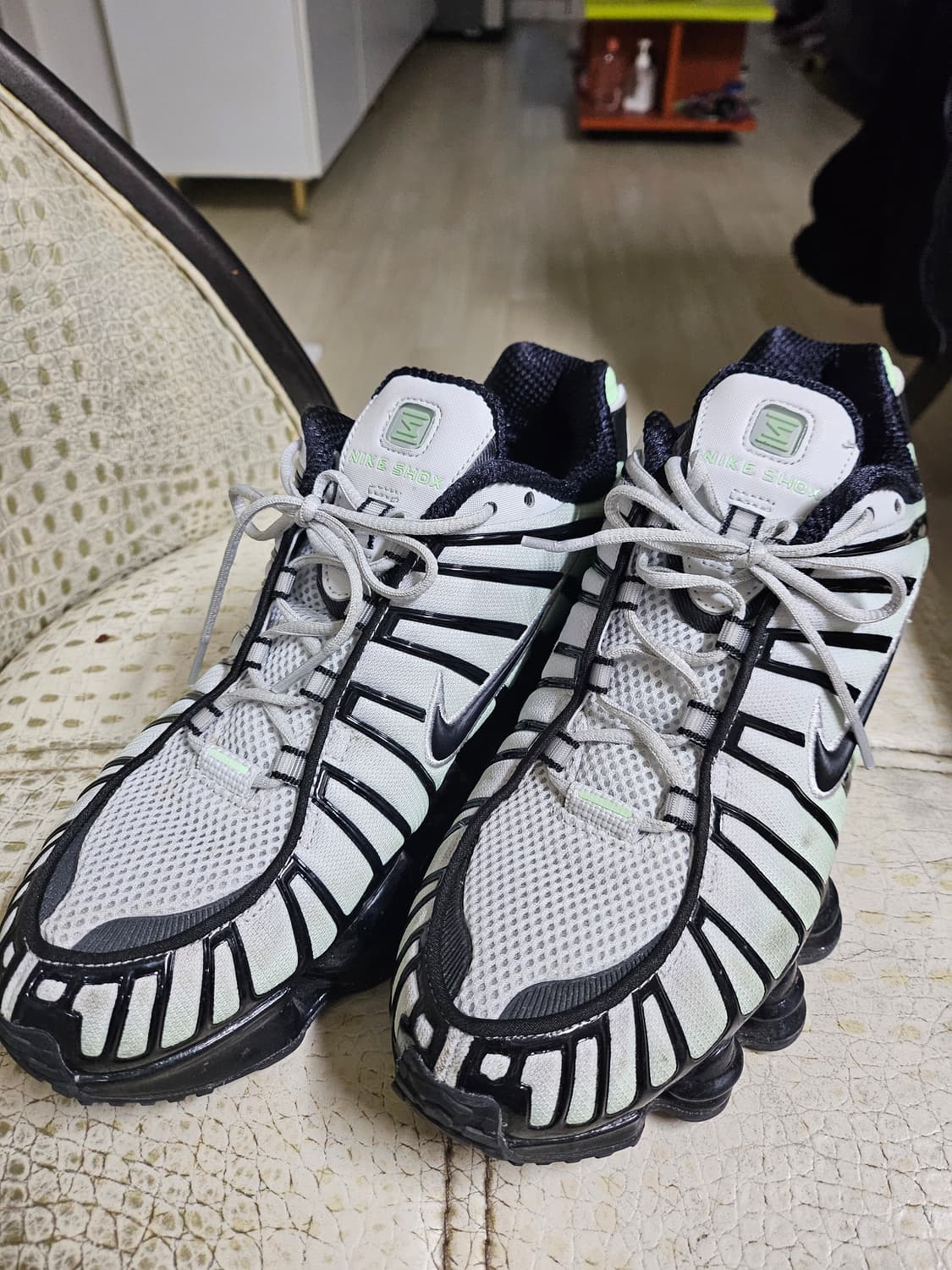 나이키샥스TL 270사이즈 상품이미지1