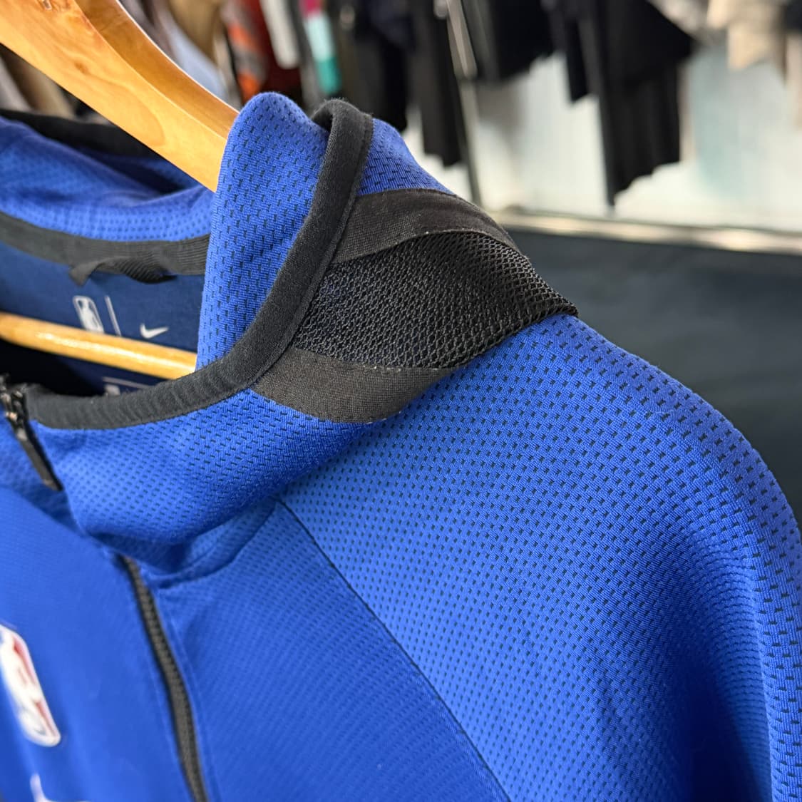 [L] 나이키 필라델피아 76식서스 풀집 자켓 상품이미지4