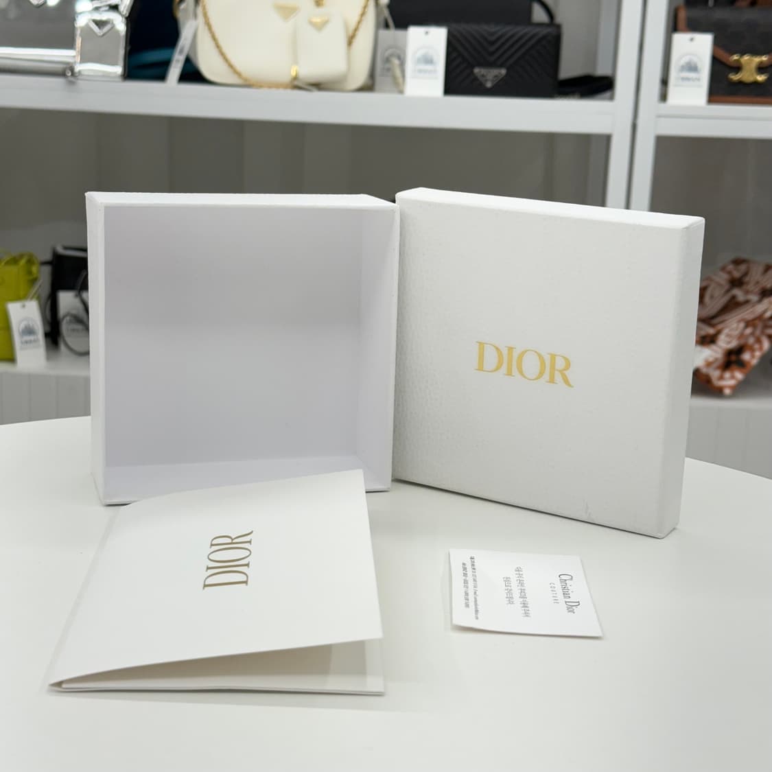 [OS] 디올 오블리크 새들 로투스 반지갑 상품이미지10