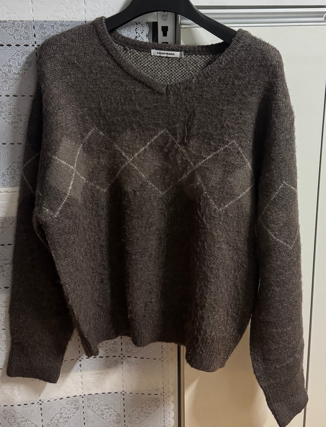 엑스컨테이너 헤어리 아가일 브이넥 니트 브라운 M 상품이미지2