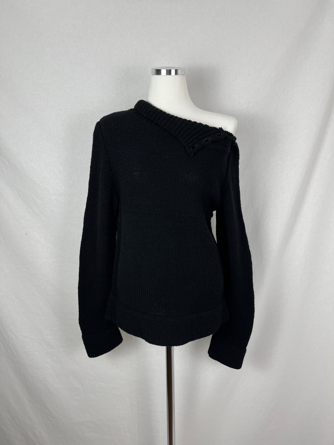 Vintage 오프숄더 단추 니트  상품이미지2