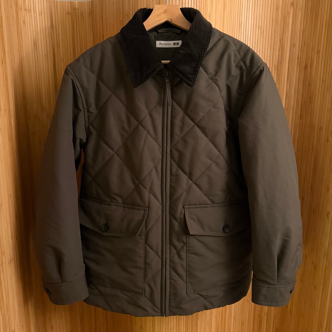 유니클로 JW 앤더슨 퀼팅 블루종 카키 M 상품이미지4