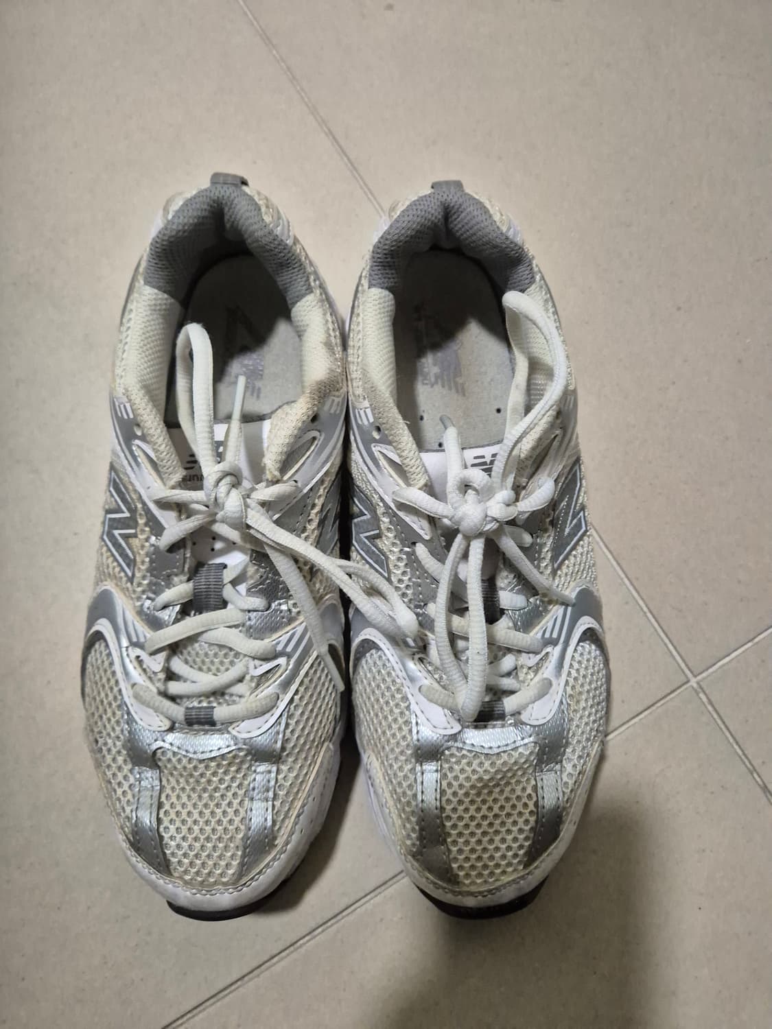 뉴발란스 530  235 상품이미지1