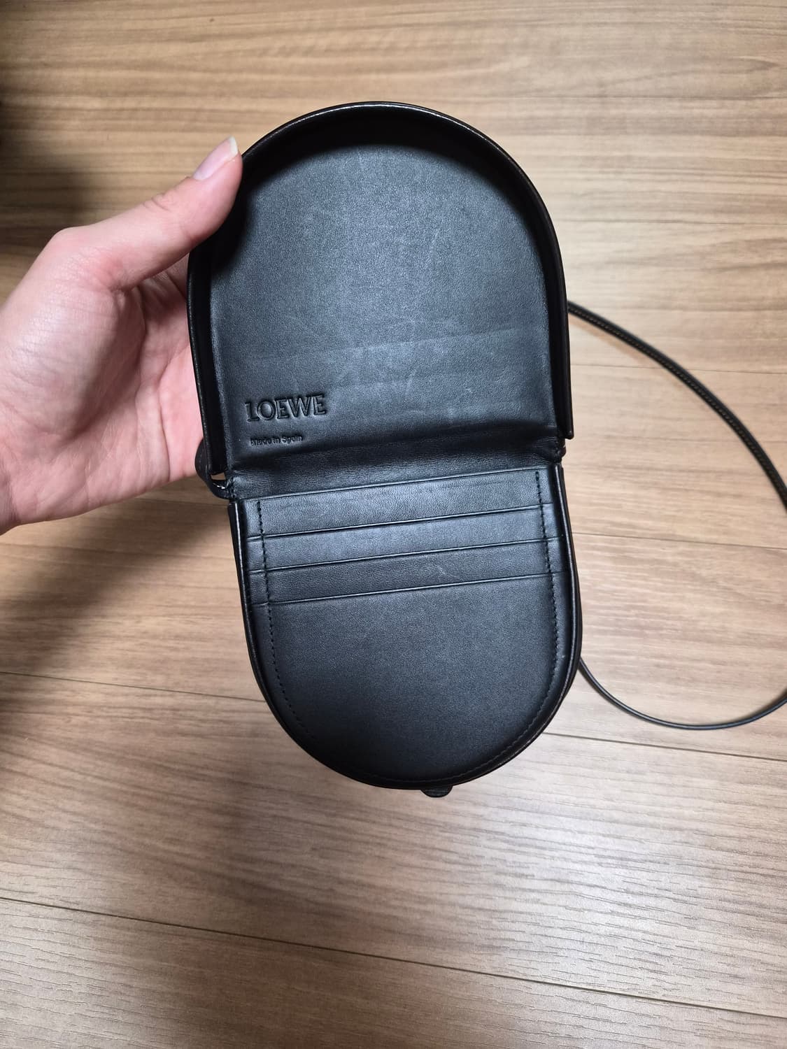 로에베 미니백 스몰힐 클러치백 상품이미지5