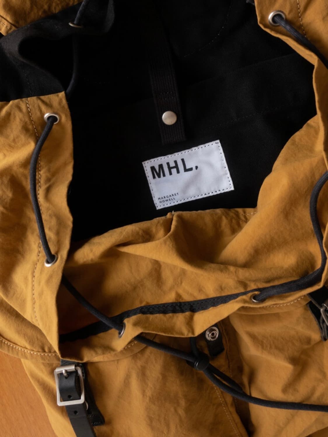 MHL 마가렛호웰 매트 럭색/백팩 (카멜&블랙) 상품이미지8