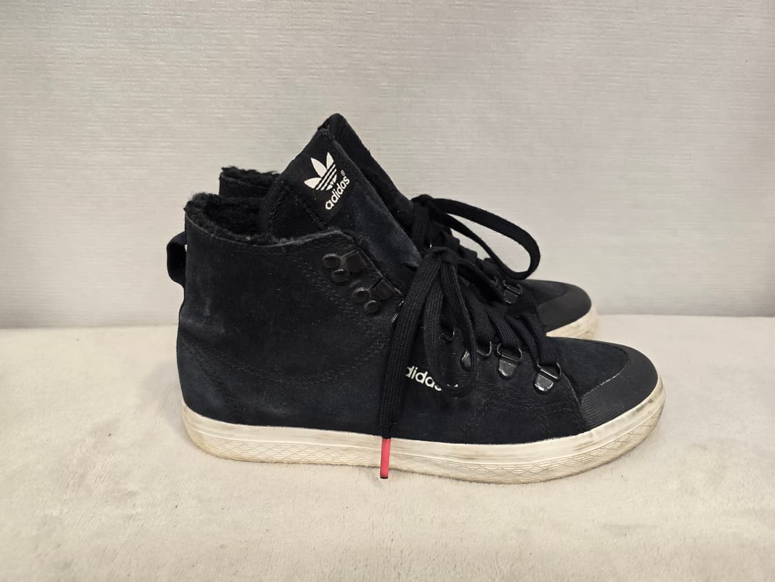 아디다스 털신 하이탑 스니커즈 블랙 235mm 상품이미지3