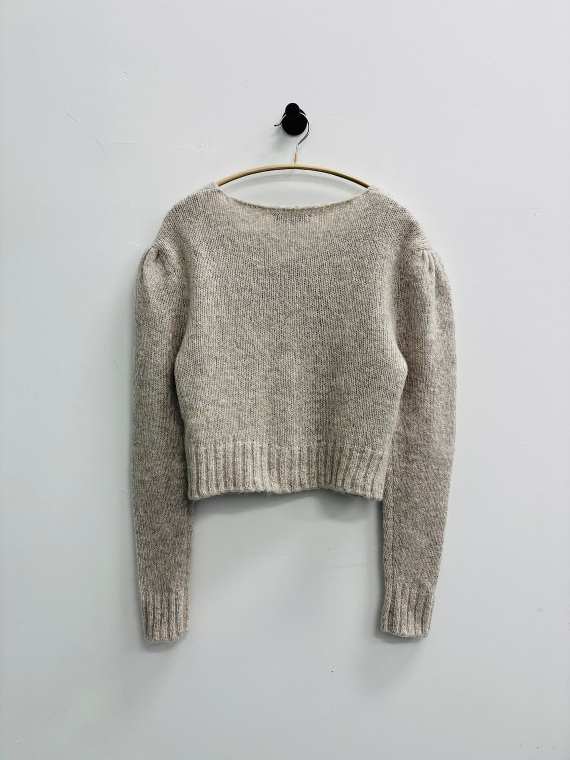 AMOMENTO(아모멘토) 셔링 퍼프 크롭 가디건 상품이미지4