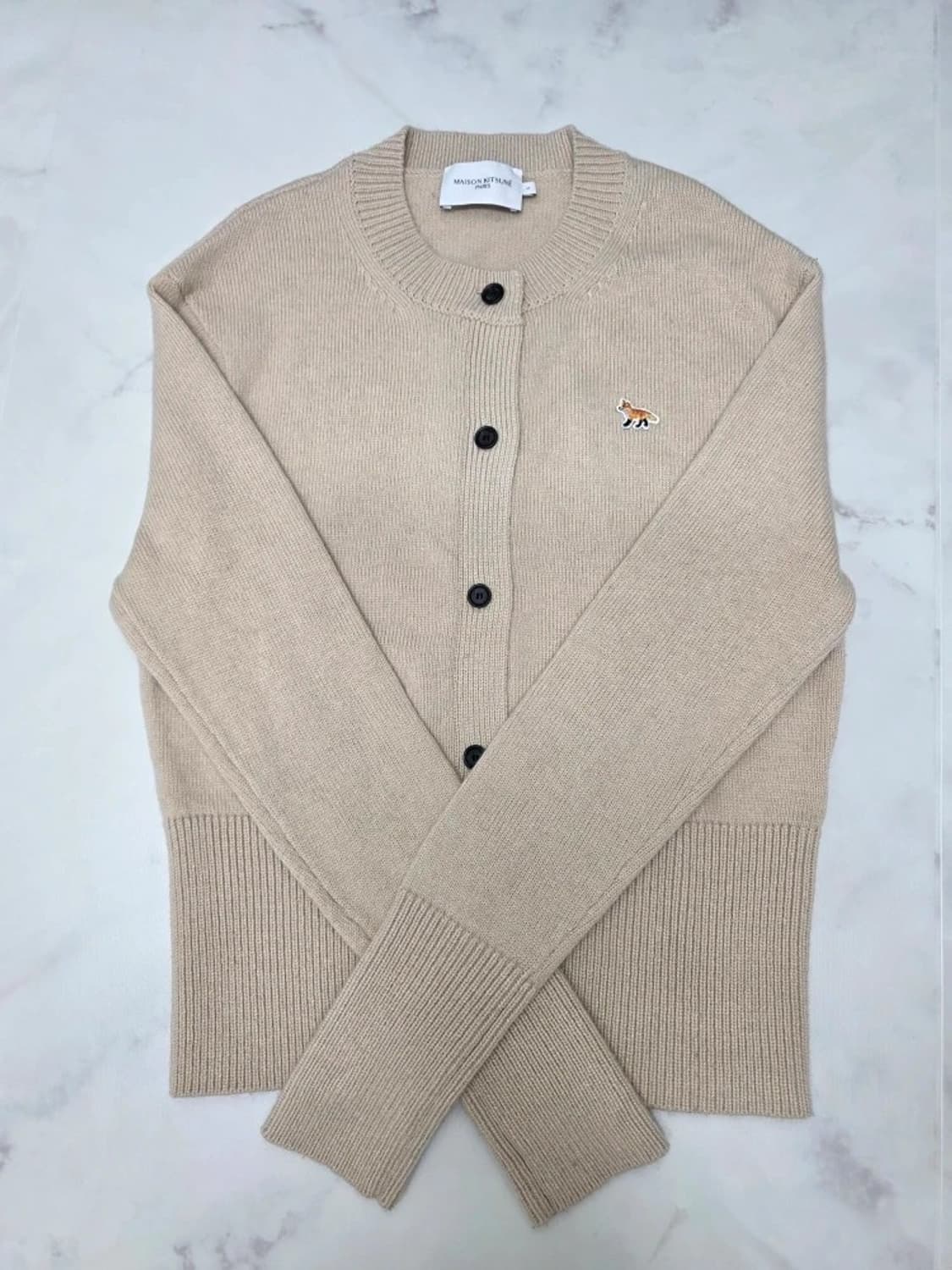 메종키츠네 폭스 패치 가디건 베이지 55 신상 상품이미지5