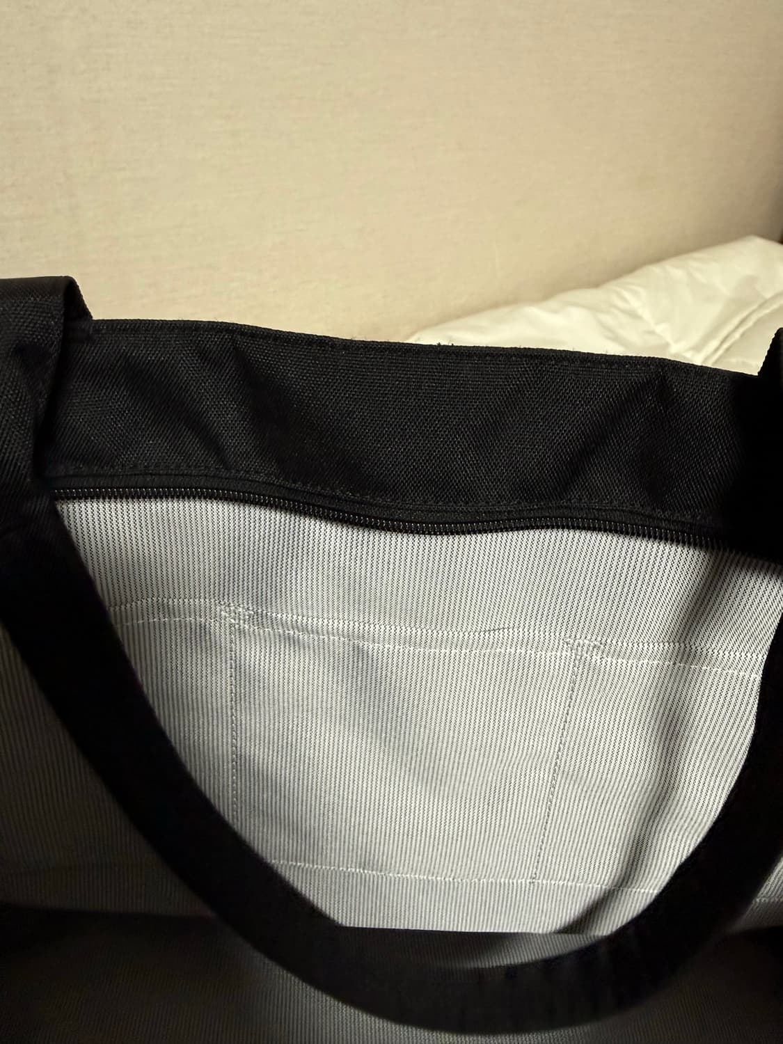 칼하트 호리존탈 집 토트백 상품이미지4