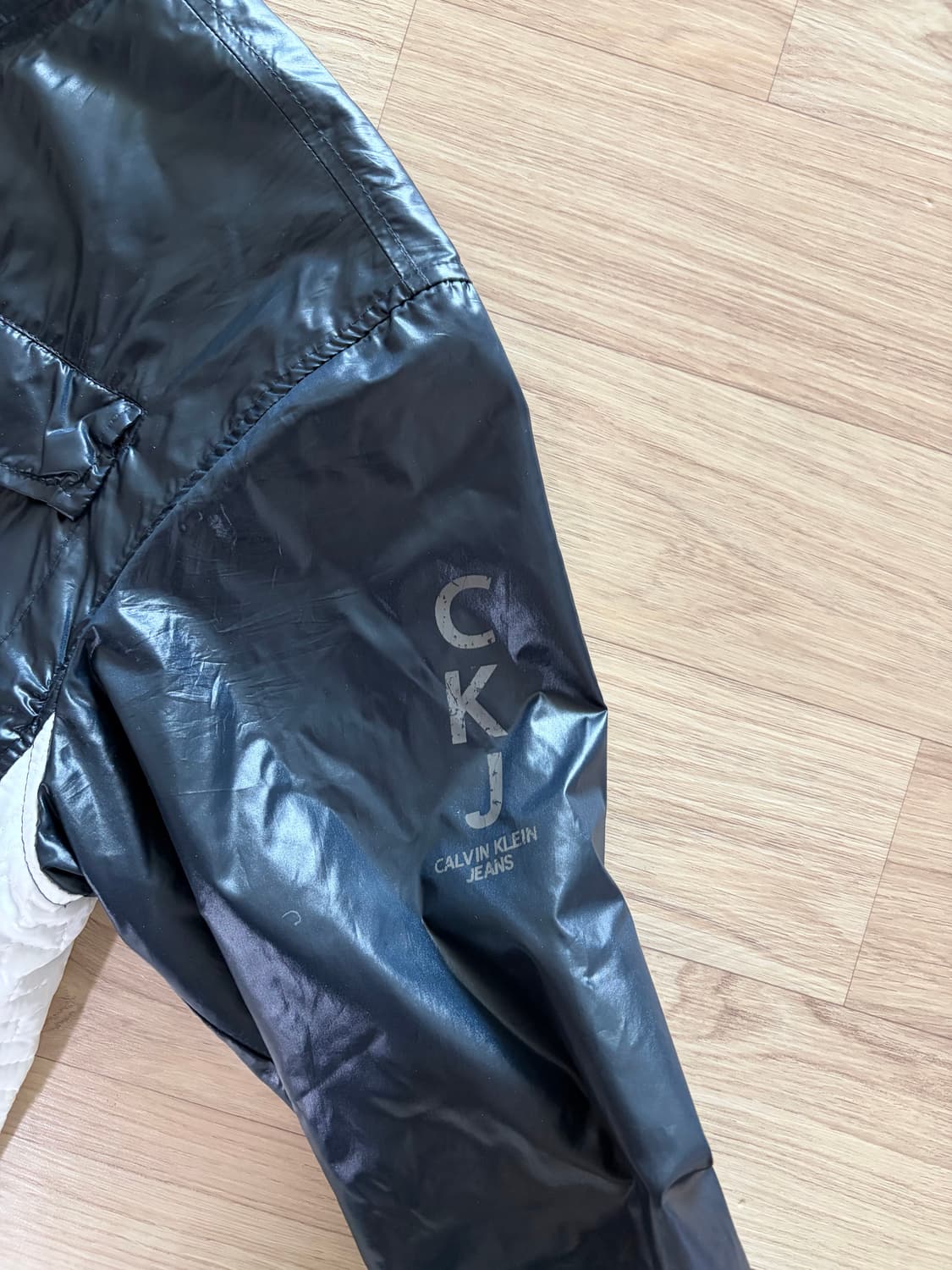 켈빈클라인 바람막이 상품이미지3