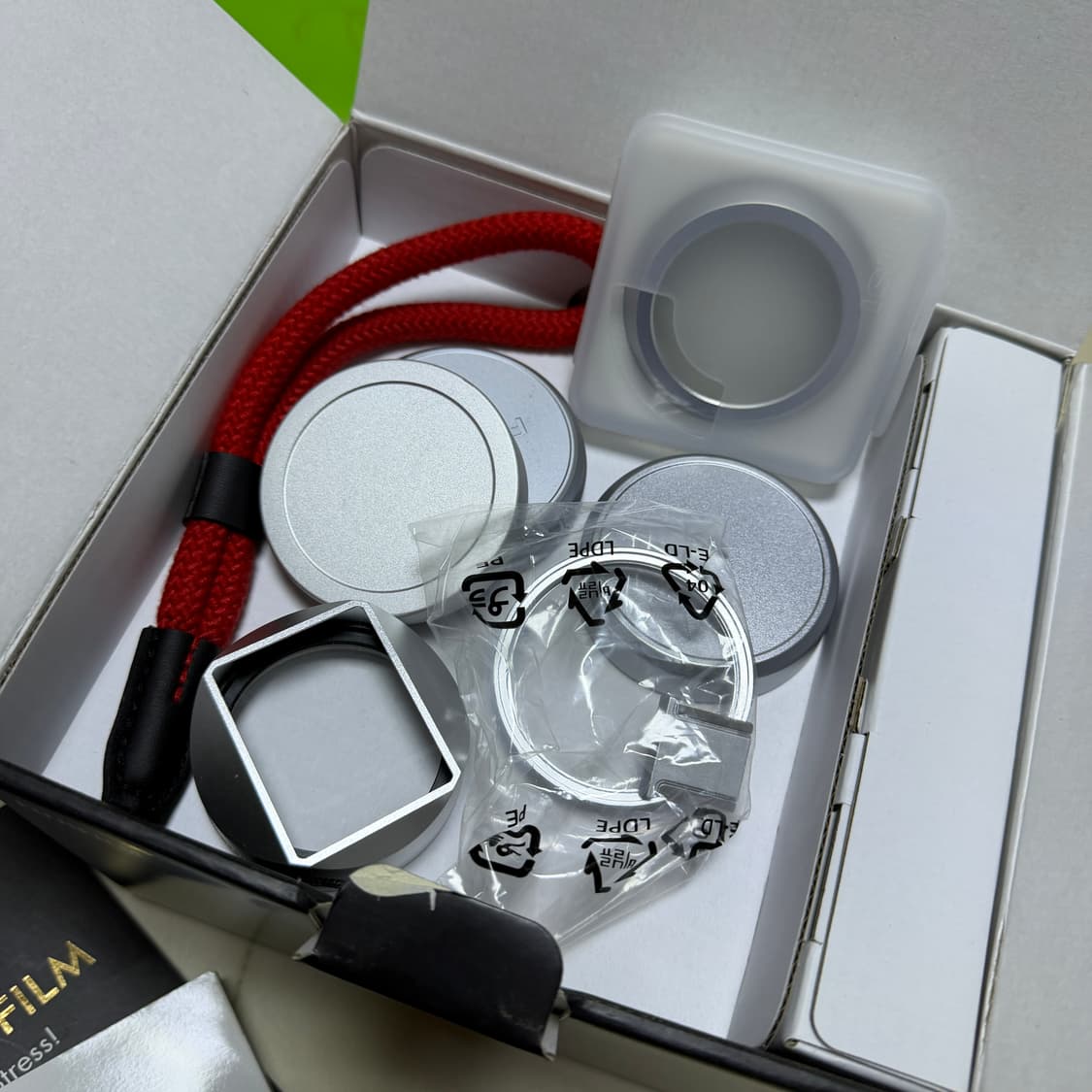 후지필름 X100VI 디지털카메라 실버 (13900컷) 상품이미지2