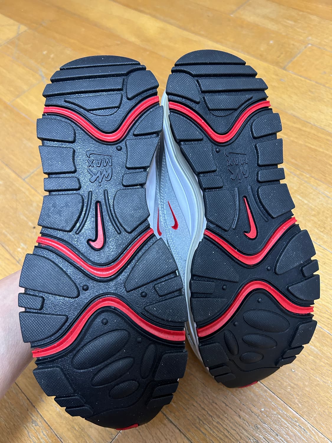 (새상품) 나이키 에어맥스 97 퓨추라 실버 240 상품이미지7