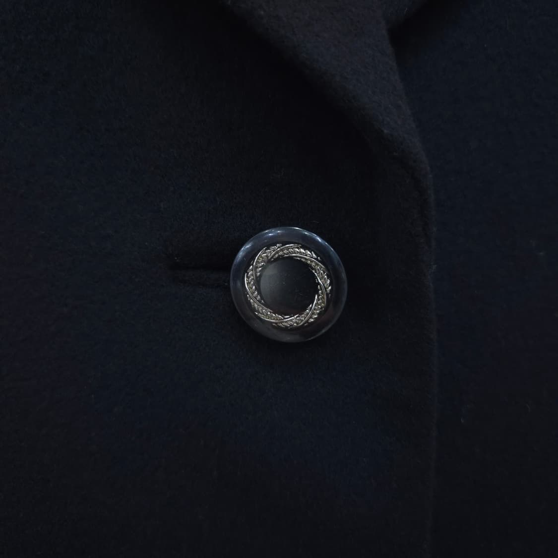 100% 스코틀랜드산 캐시미어 블랙 롱코트 상품이미지4