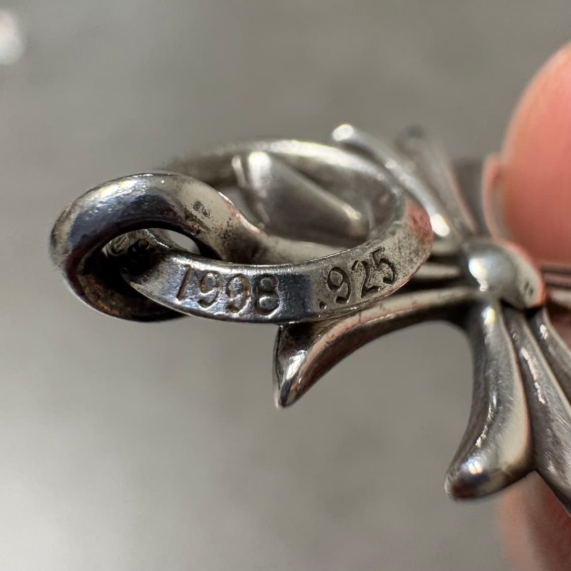 크롬하츠 타이니 크로스 펜던트 상품이미지7